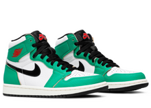 Load image into Gallery viewer, Air Jordan 1 Retro High OG &#39;Lucky Green&#39; (W)
